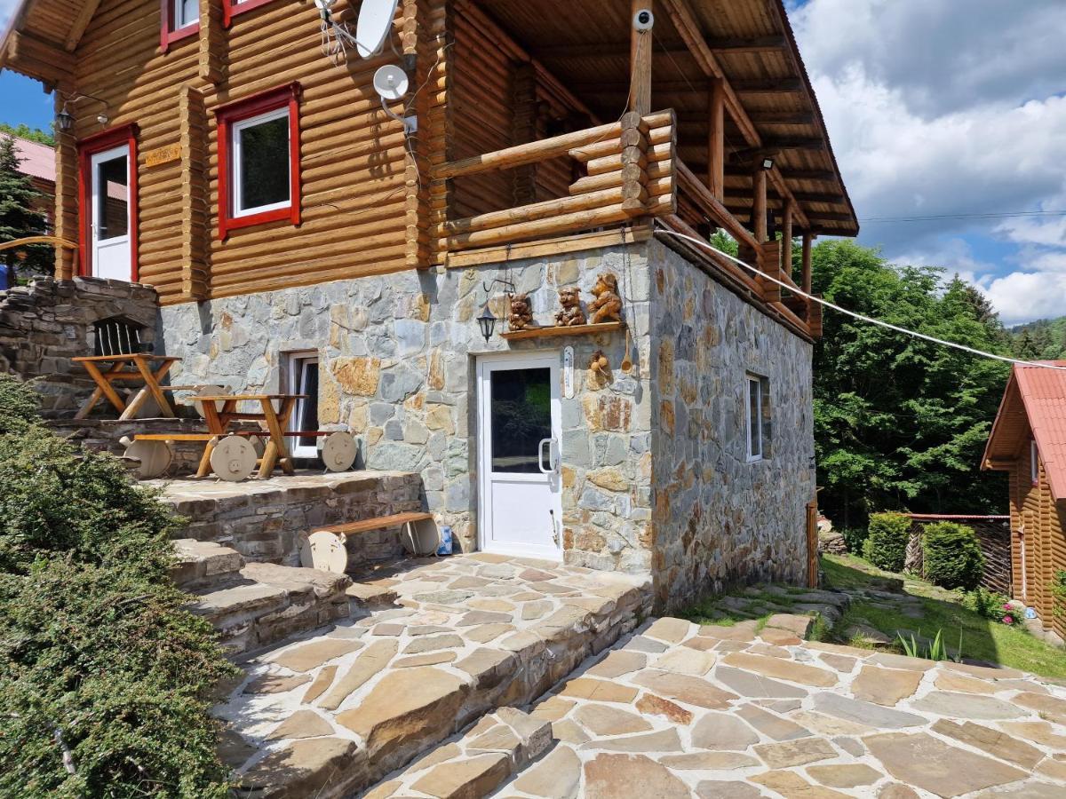 Villa Троє Поросят Slawske Exterior foto